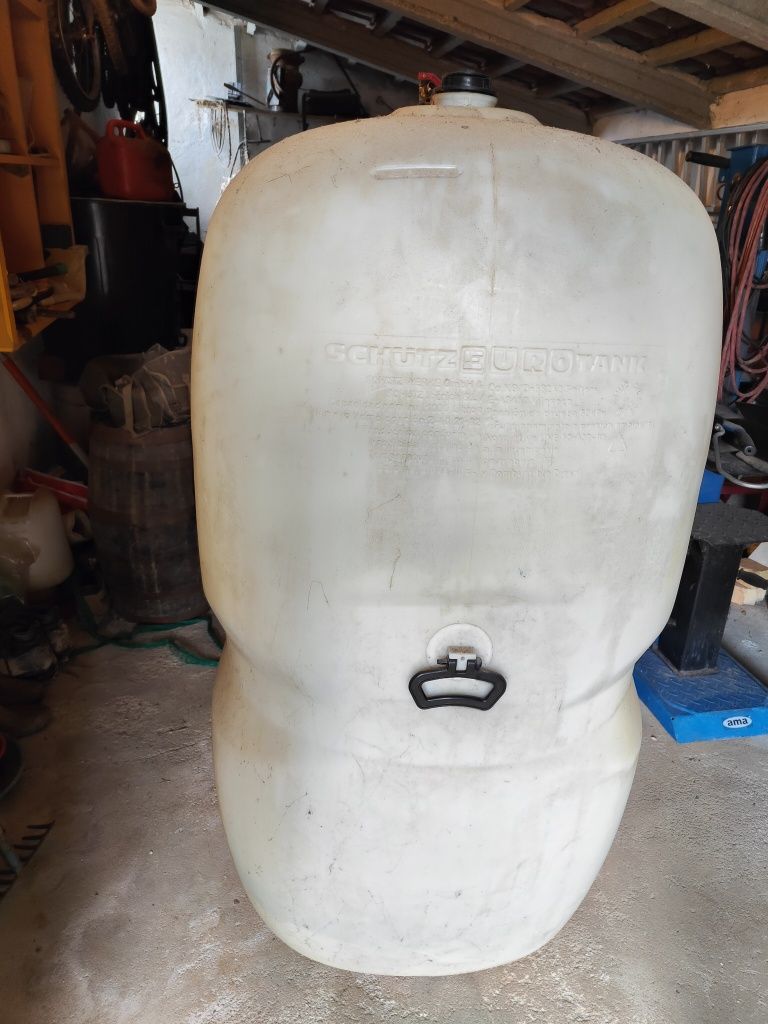 Depósito de gasóleo 1000L