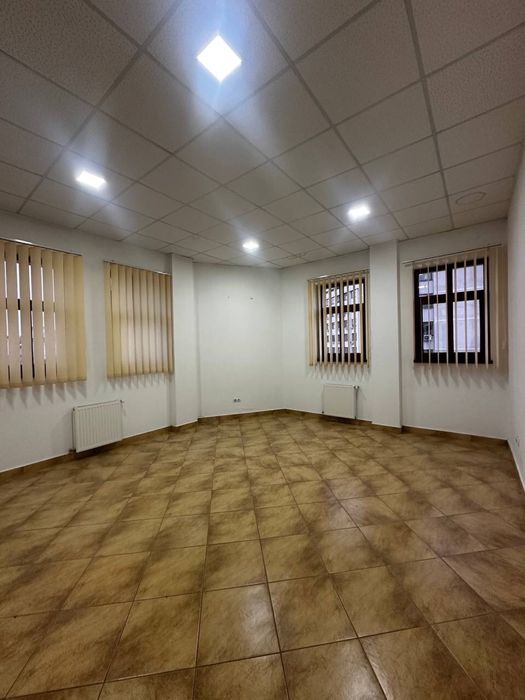 Оренда офісу 25 м2 в центрі міста