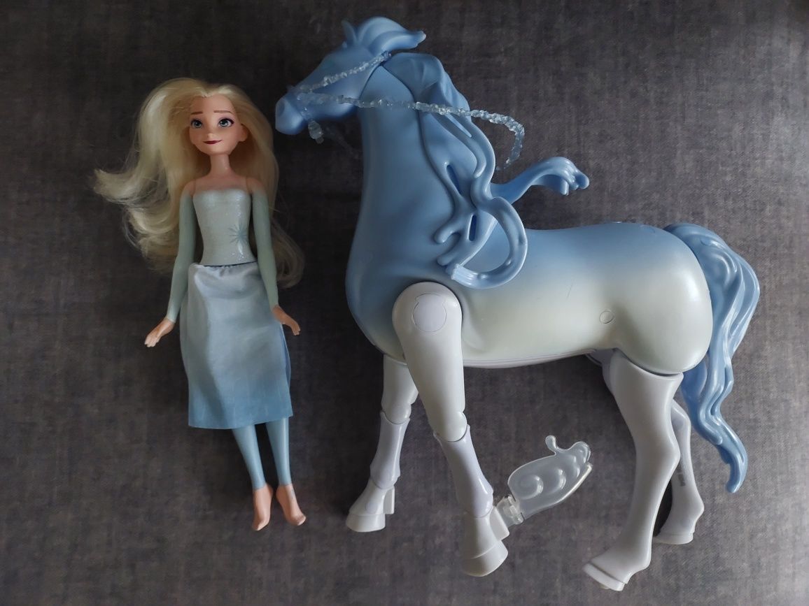 Kraina Lodu pływający koń Nukk Elsa Elza Frozen zabawka lalka