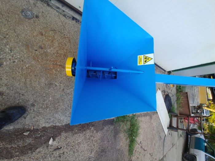 Podajnik do trocin MIESZADŁO przenośnik żmijka  Peleciarka pelleciarka