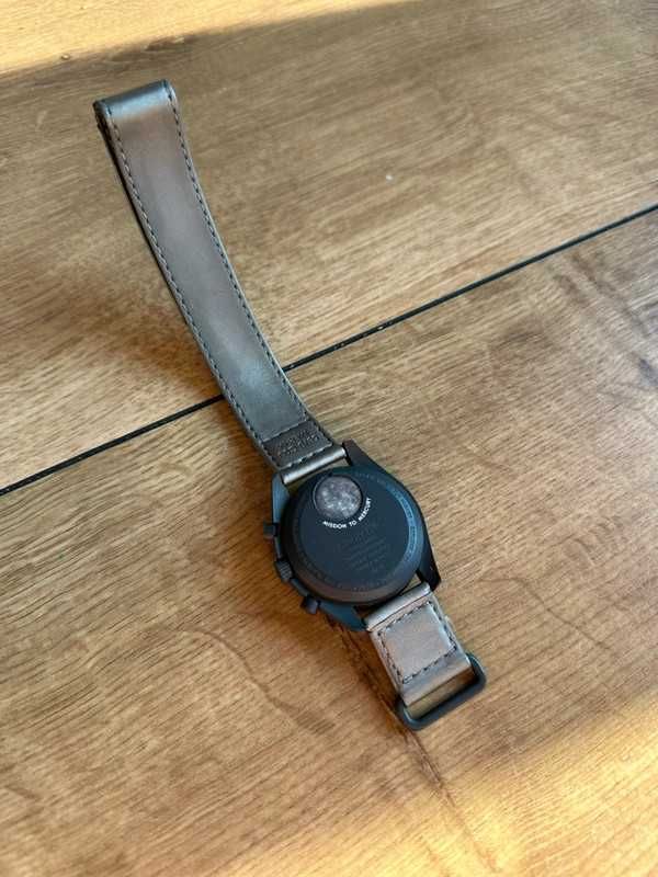 Kosmiczny Zegarek: Omega x Swatch Mercury SO33A100