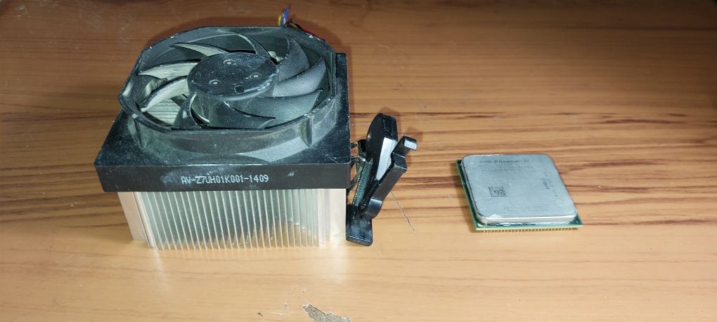 AMD Phenom II X2 545 (разблокируется в В45 Х4) + боксовый куллер