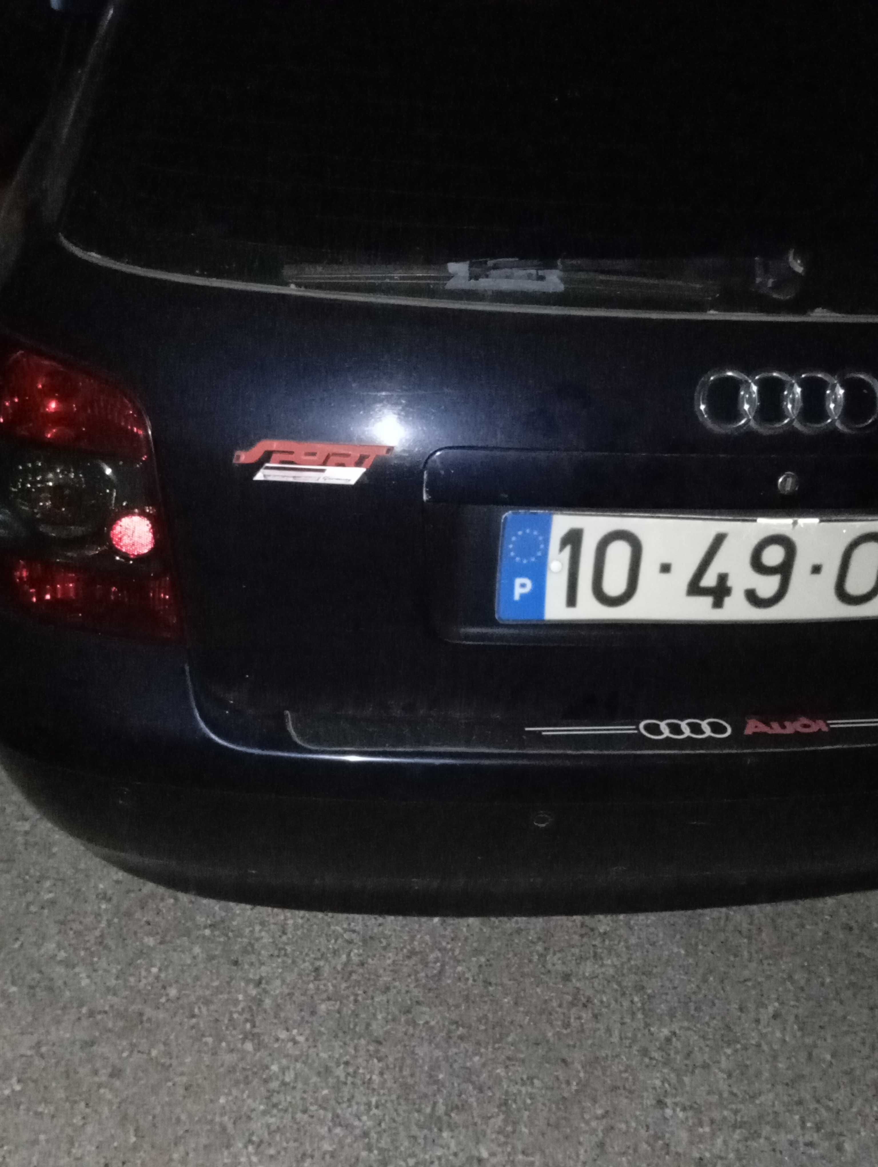 Audi A4 B5 – 2000 – Gasolina 
Valor negociável.