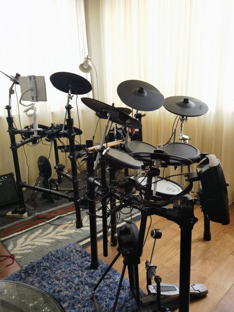 Bateria eletrônica Roland Td-11