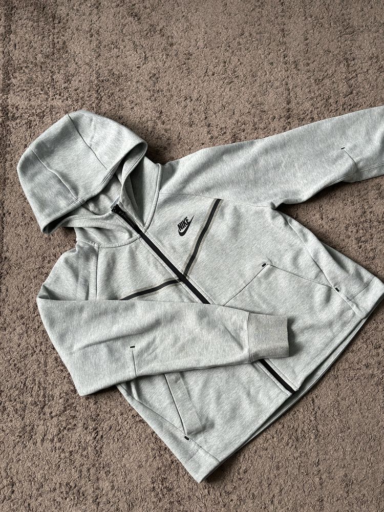 Жіночий костюм Nike NSW Tech Fleece WINDRUNNER