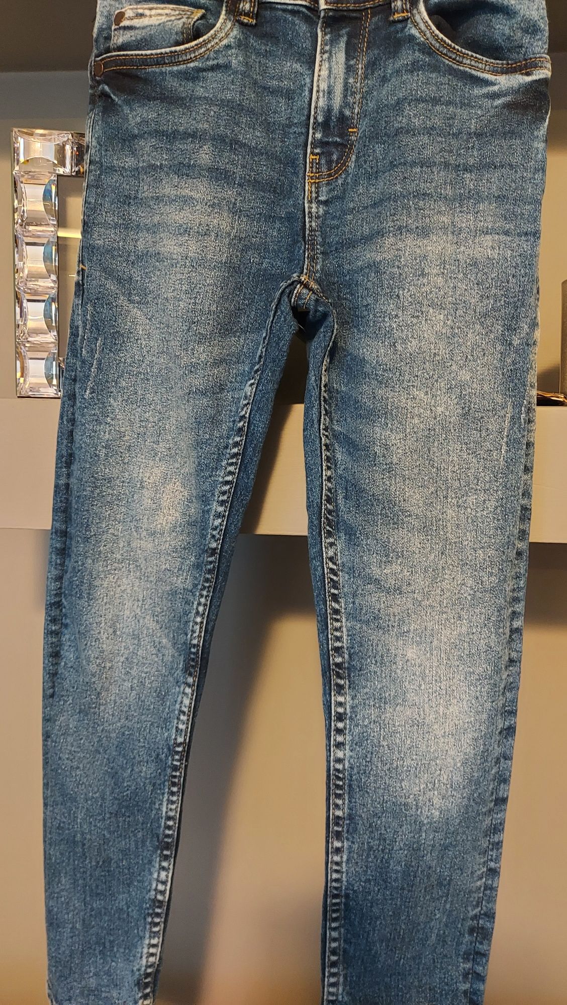 Piękne jeansy next r. 134 (8-9lat)