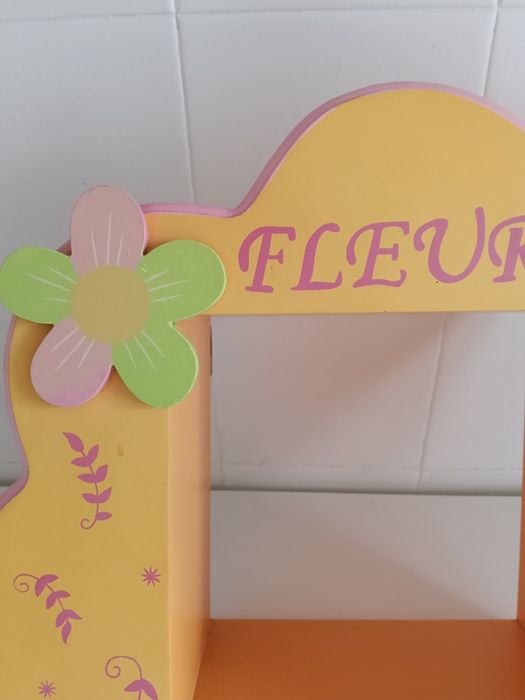 Prateira quadrada flor