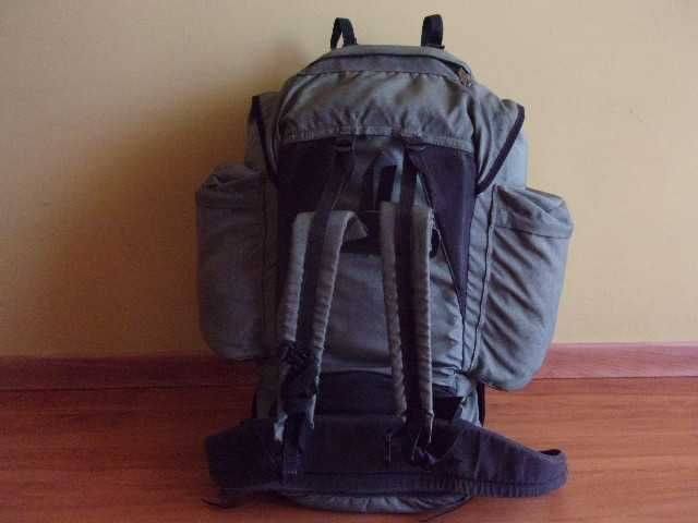 Duas mochilas Monte Campo