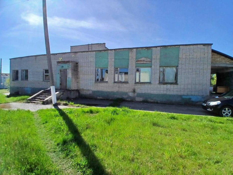 Нежитлова будівля 581.4 м2, Володимирець, Грушевського, 39-Б