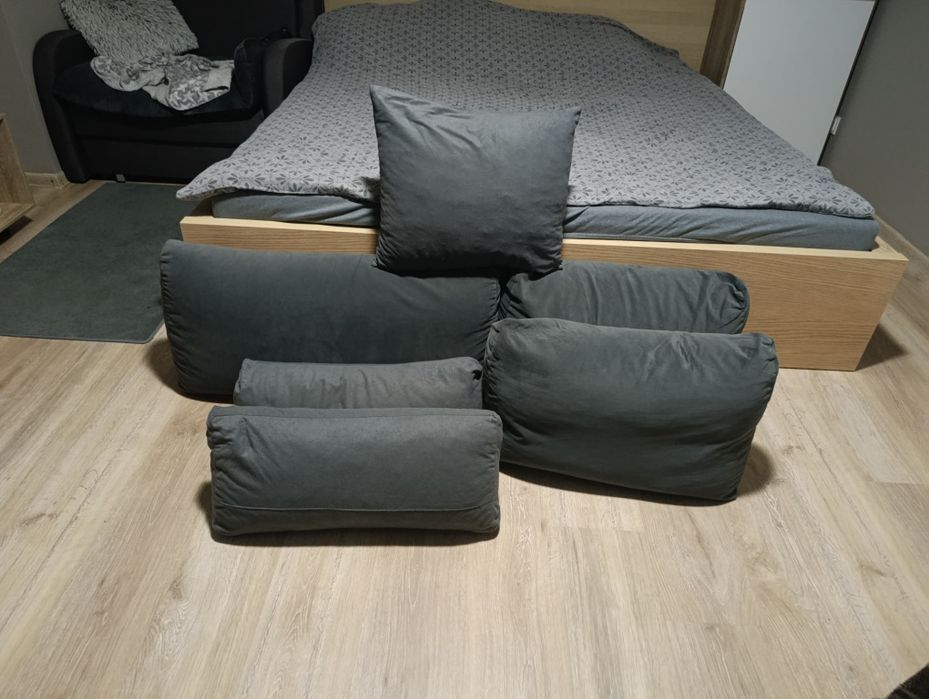 Poduszki na narożnik/kanapę