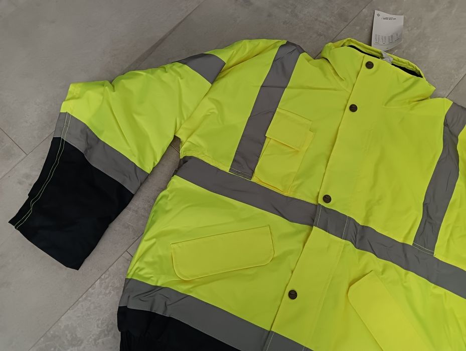 Nowa kurtka zimowa robocza. Rozmiar xl.