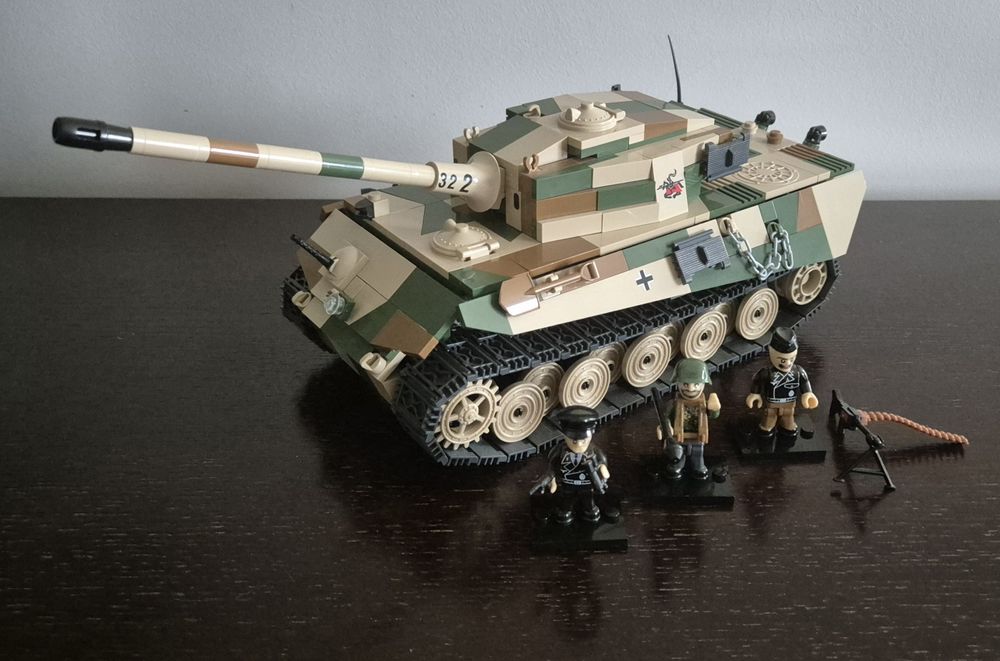 Cobi 2480 - Tiger II PzKpfw VI B Königstiger - czołg, seria Small Army