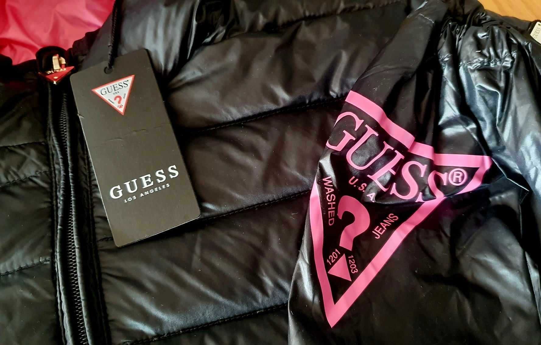 Kurtka puchowa marki Guess