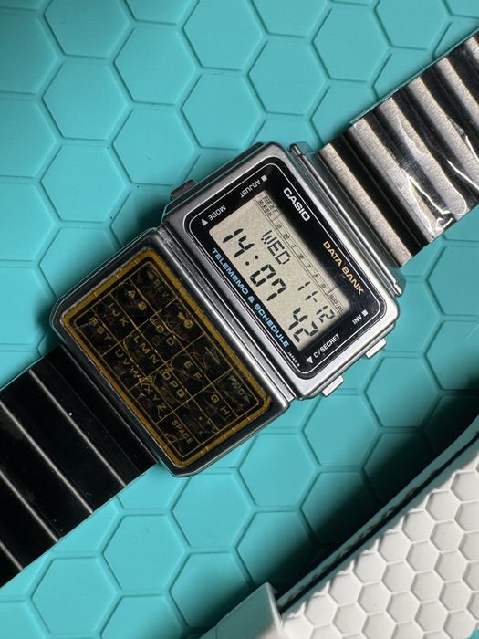 Kultowy Casio DBC-600