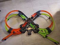 Hot Wheels Colossal Crash Track + gratis autko