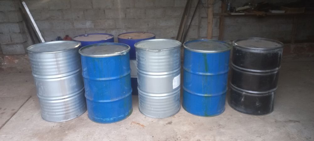 Beczki metalowe 200l