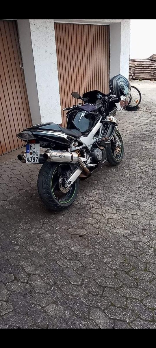 Sprzedam Honda vtr 1000f