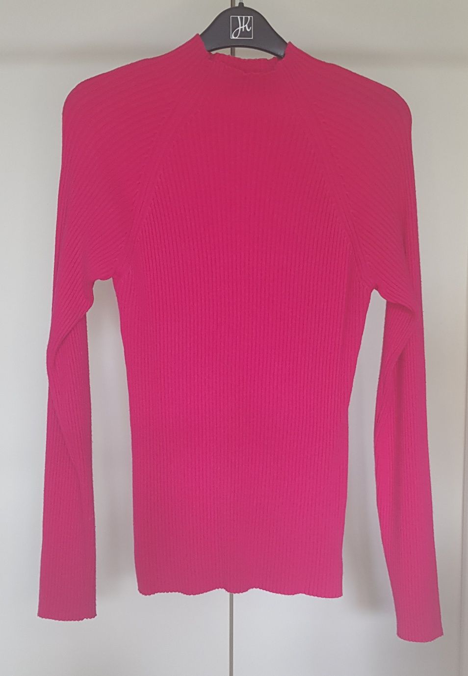 Różowy sweter polgolf