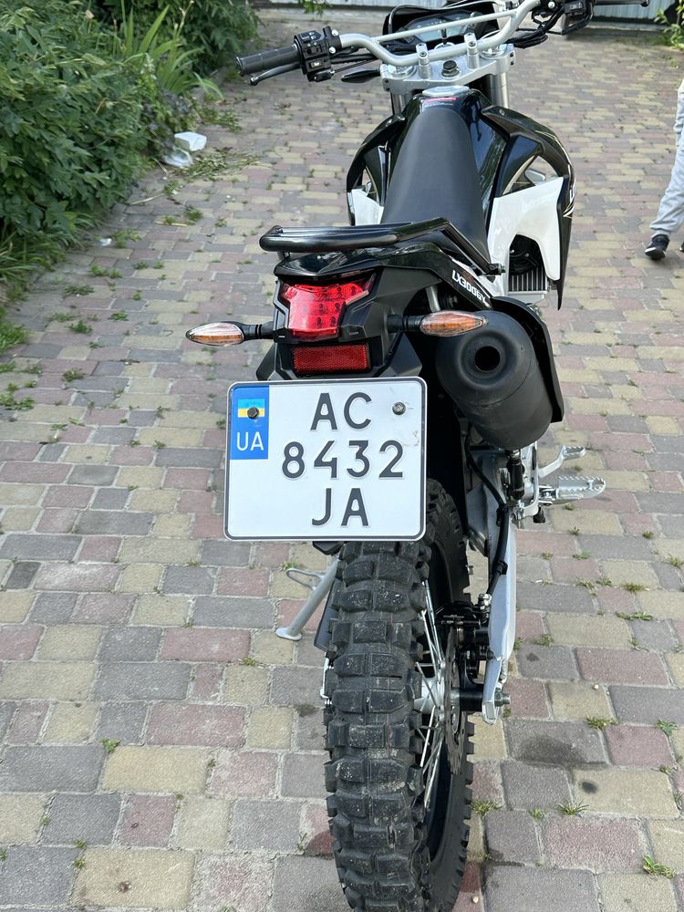 Мотоцикол Lonkin lx300