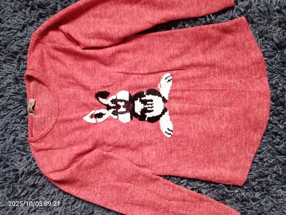 Светр на дівчинку