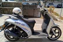 Scooter 125cc em Excelente Estado – Pronta a Andar!