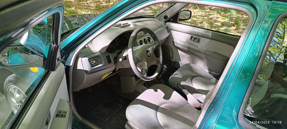Nissan micra k11 1.0 GPL