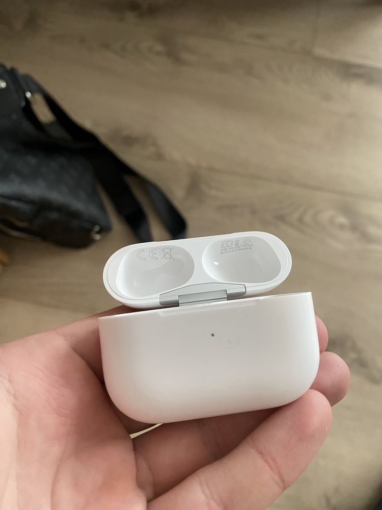 Etui AirPods Pro A2190 Stan Idealny Кейс бокс Футляр AirPods Pro