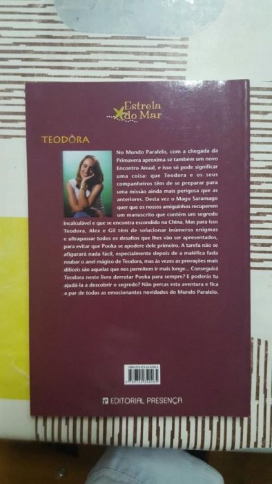 Livros Teodora (Luísa Fortes da Cunha)