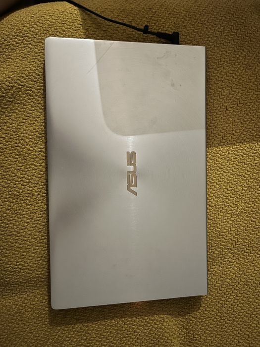 ASUS ZenBook – Ryzen 5, lekki ultrabook