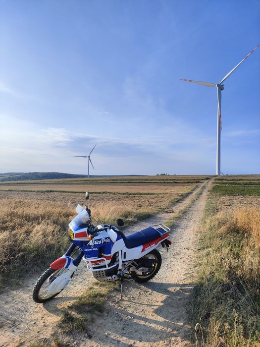 Honda XRV 650 Africa Twin RD03