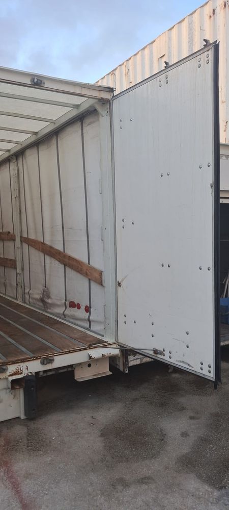 Contentor de cortinas
