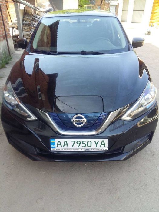 Nissan Sylphy — надёжный электрический седан (2019 года)