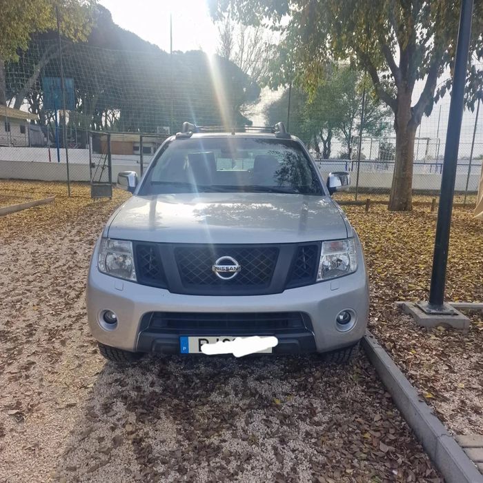 Navara d40 automática 190cv