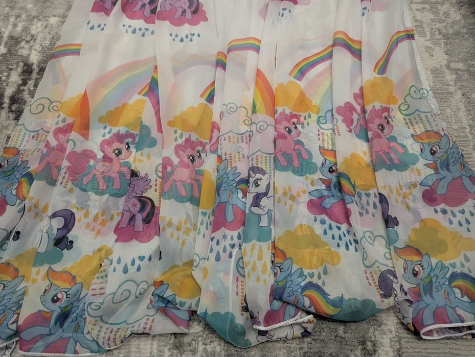 Тюль у дитячу кімнату