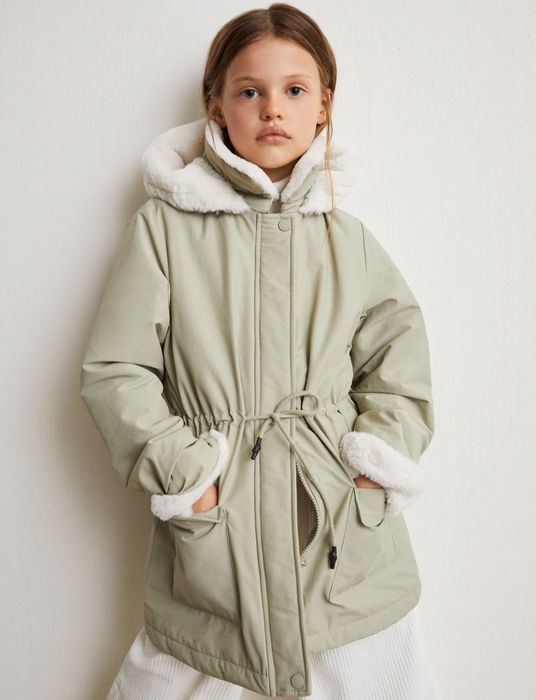 Куртка парка для девочки Mango.