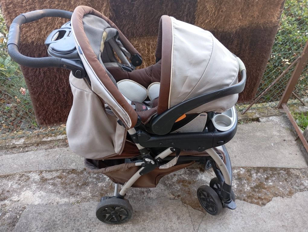 Carrinho de bebé com baby coq + saco cama