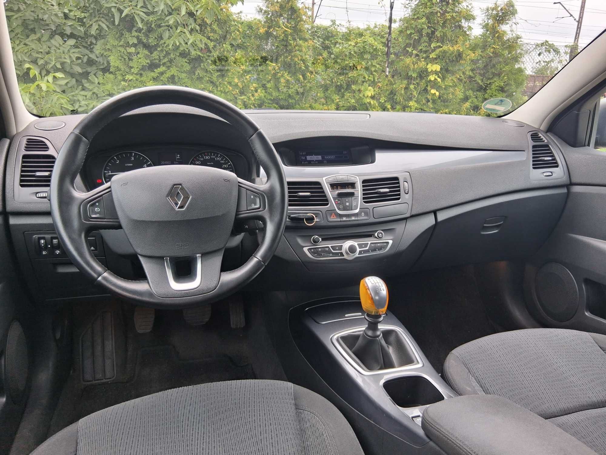 Renault Laguna III kombi isofix hak alusy 17, 1 właś, prosto z Niemiec