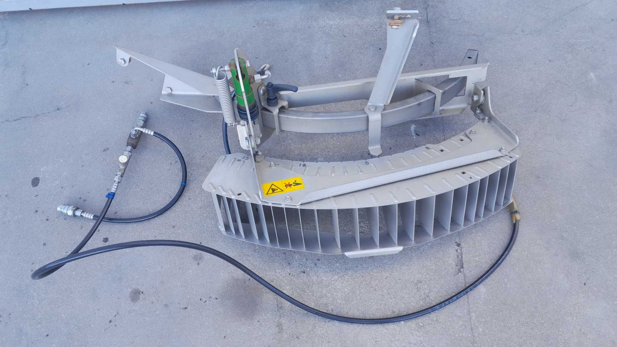 Limiter wysiewu do siewu granicznego rozsiewacza Amazone ZA-M ZAM lewy