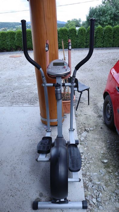 Stepper, praktyczny w pełni sprawny.  Orbitrek