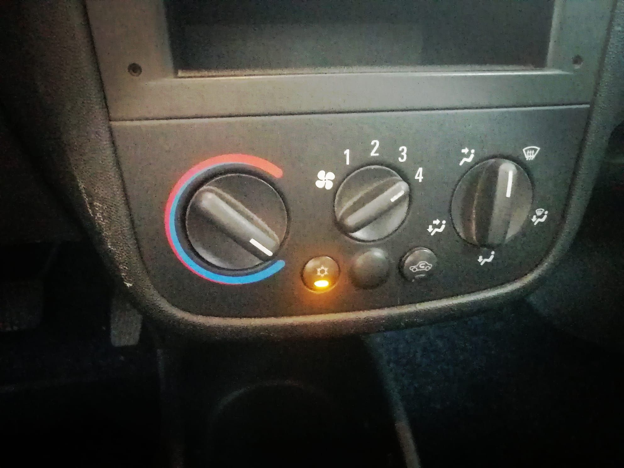 Opel Combo 1.7 Ar Condicionado