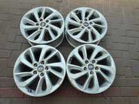 5x114.3 Alufelgi R17 HYUNDAI i30 i40 Elantra KIA Ceed ET51 TPMS 4szt