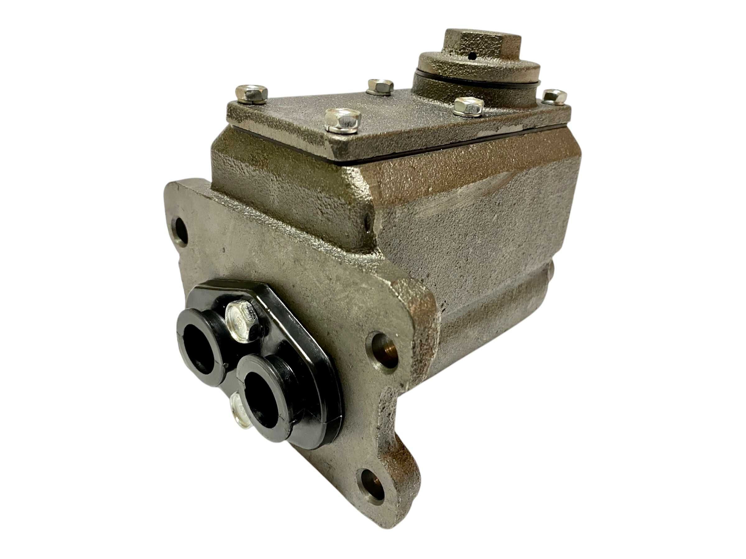 Pompa hamulcowa sprzęgłowa WOŁGA 21 GAZ 66 BRDM-2 Hamulcowo-sprzęgłowa