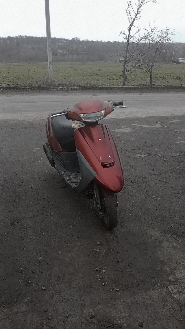 Продам скутер Сузукі сепія