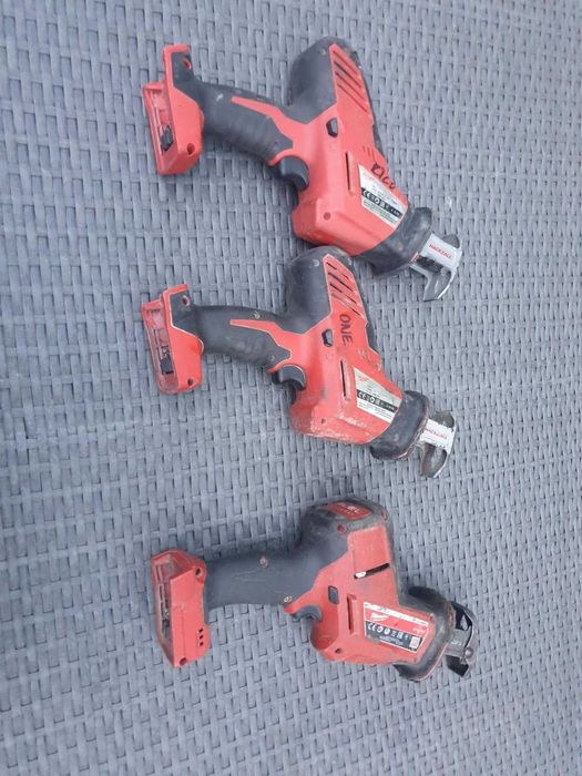Pila Szablasta MILWAUKEE C18HZ 18 V M18FHZ uszkodzone 3 sztuki