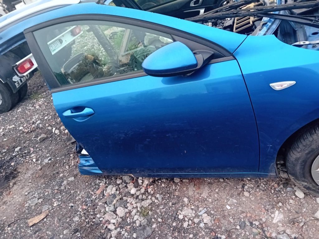 Sprzedam drzwi przednie prawe kia ceed 2020rok