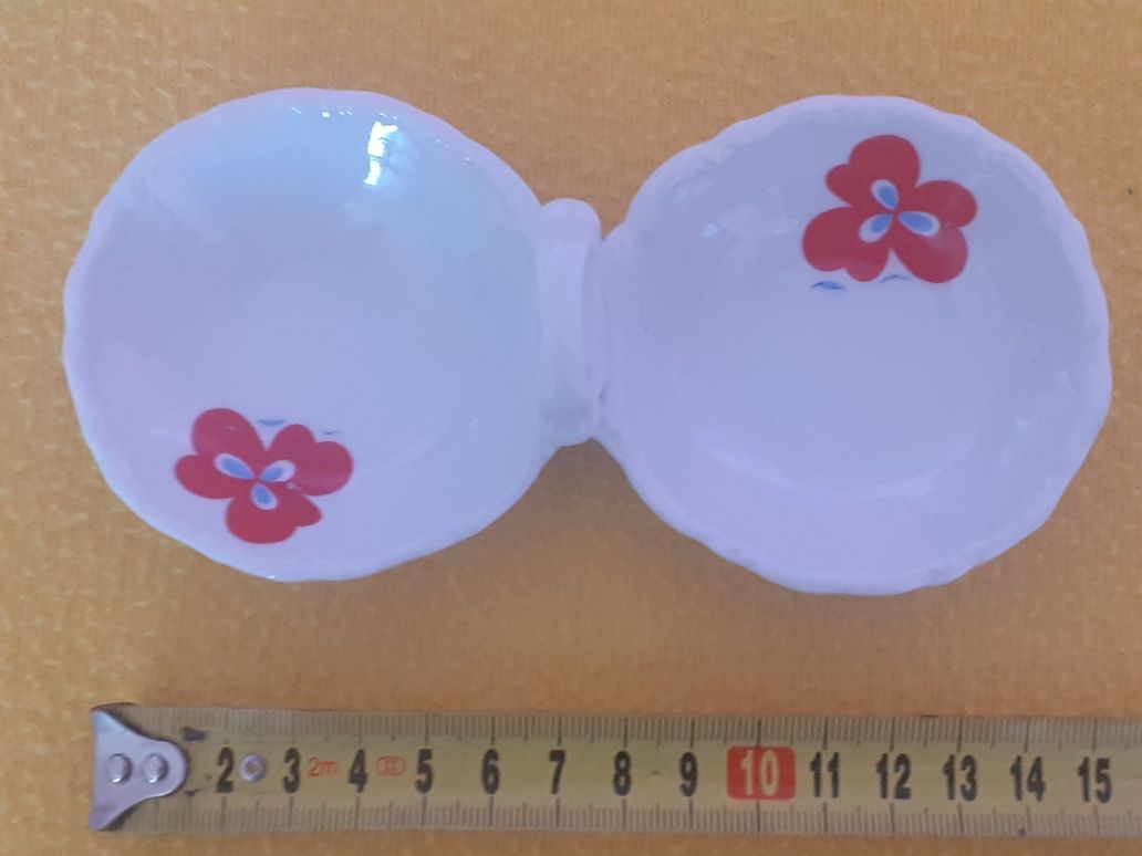 Dwojak porcelanowy sygnatura  B- bogucice porcelana retro