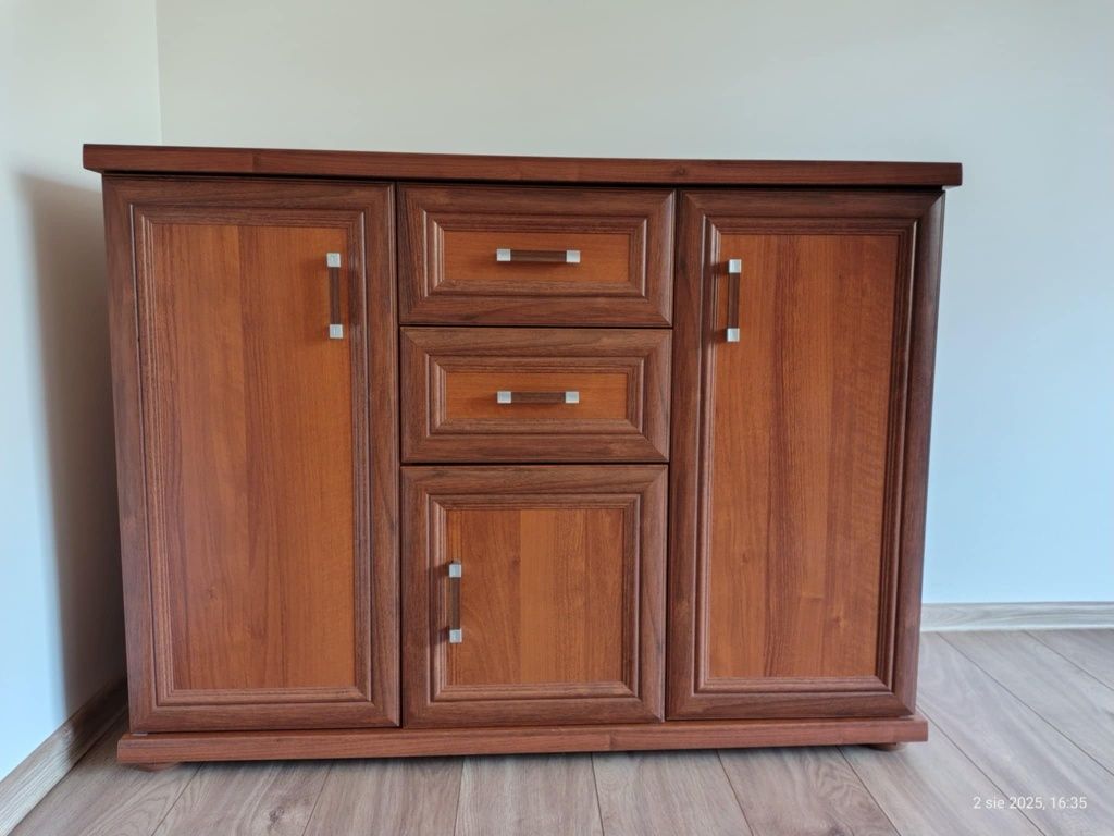 Sprzedam komodę 120x44x90