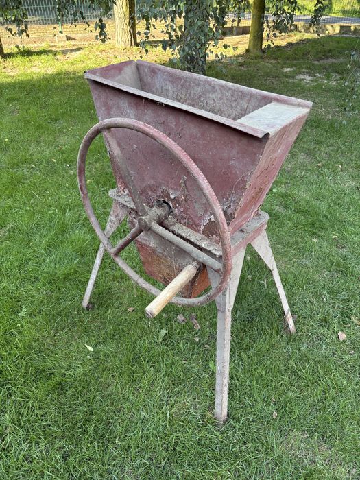 Stary sprzęt rolniczy