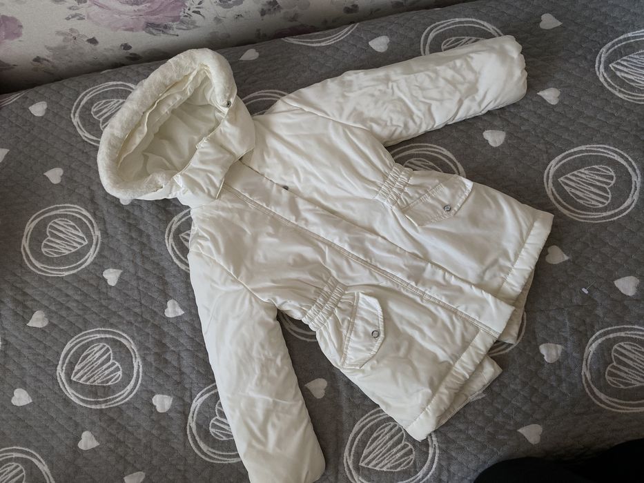 Курточка осінь-зима для дівчинки