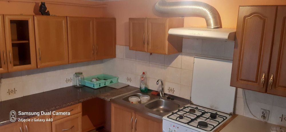 wynajmę mieszkanie w ząbkach 5-7panów pols/ukraina na parterze.